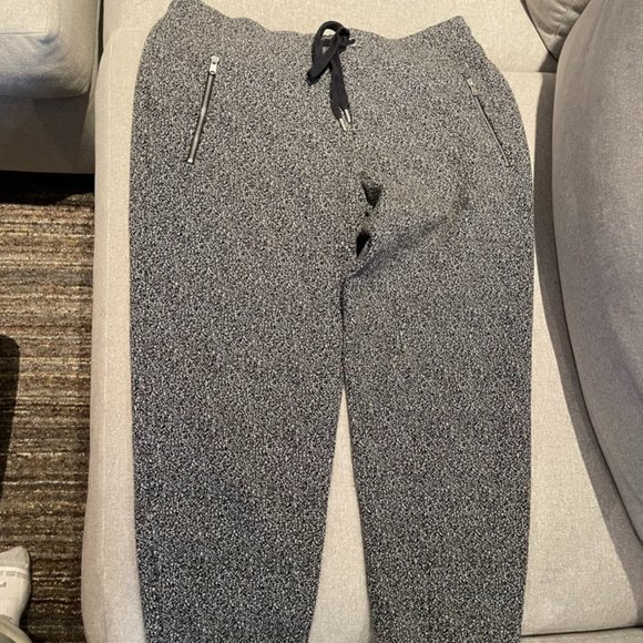 Club Monaco Salt and Pepper Joggers - Picture 3 of 4